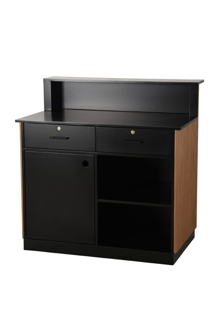 Geneva Reception Walnut – Medium