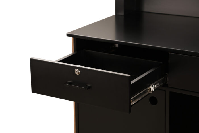 Geneva Reception Walnut – Medium