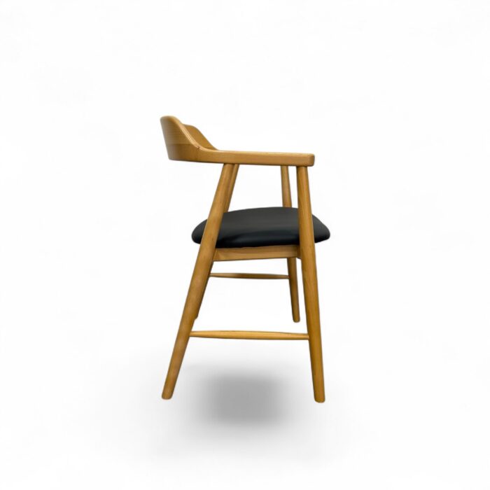 Lira Chair