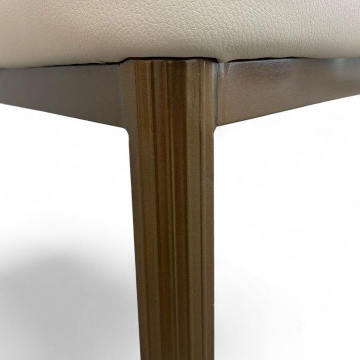 Plaza Chair